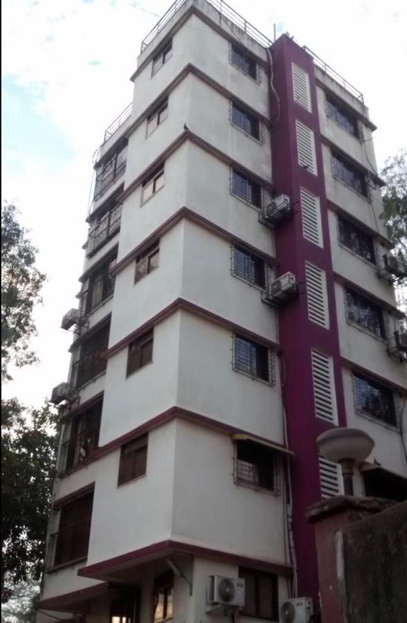 Hotel Galaxy Comforts Mumbai  Buitenkant foto